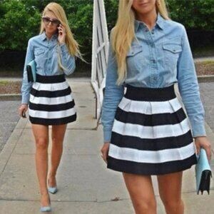 Black and White Mini Skater Skirt size S